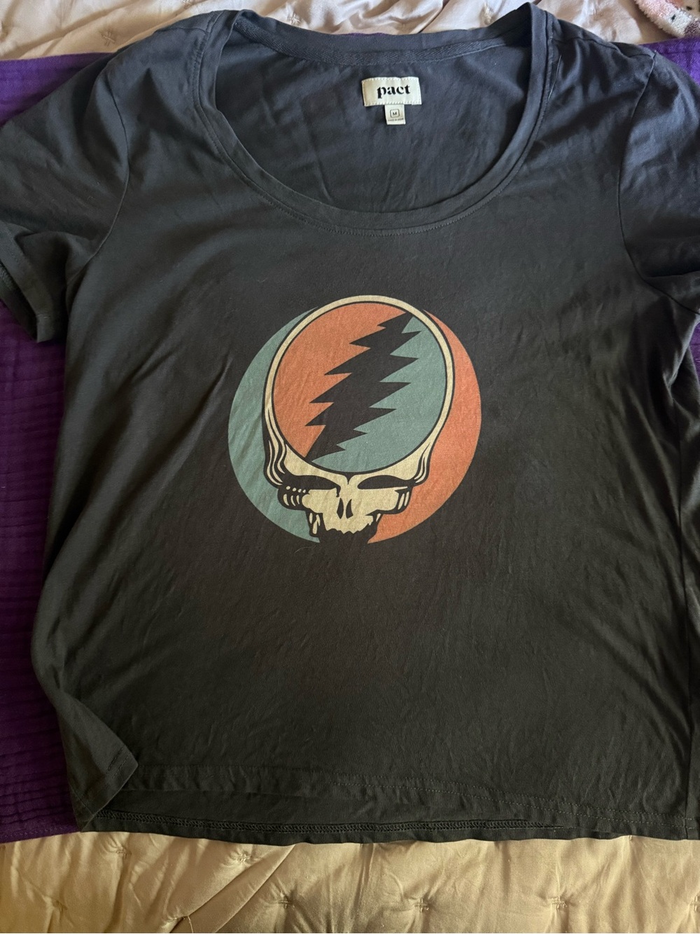 Pact Men’s Charcoal Tee with Retro Skull Graphic - Teal & Orange
